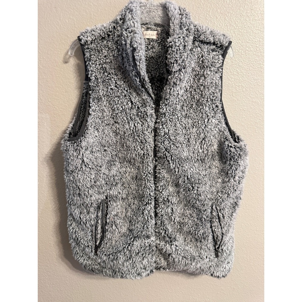 Altar'd State‎ Fuzzy Sherpa Vest Sleeveless Pockets Gray Medium